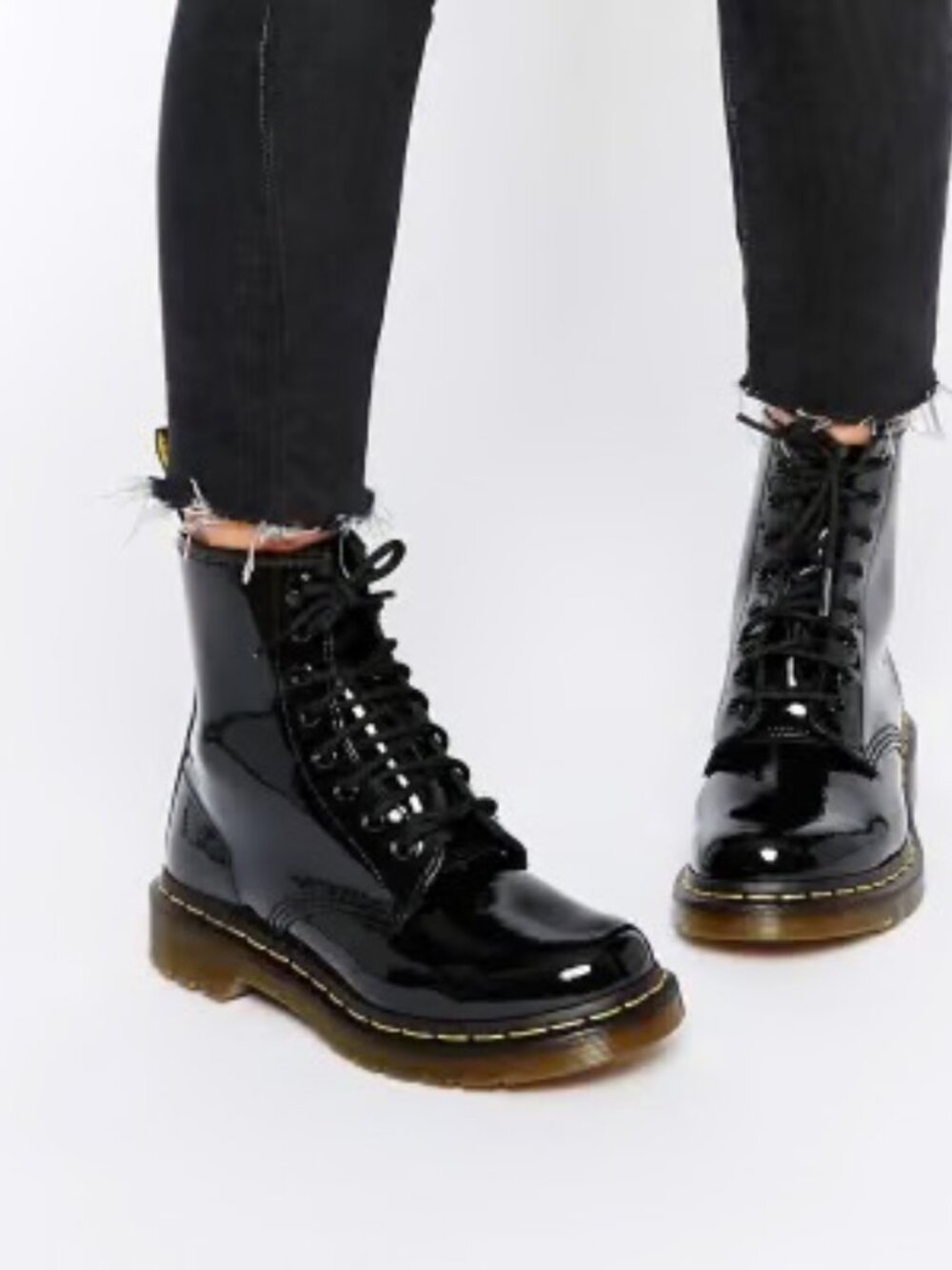 DR MARTENS 1460 8-Eye Black Patent Leather Boots - Women’s Size 9 (Near New)